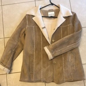 Tan Suede coat with Pile/fur inside